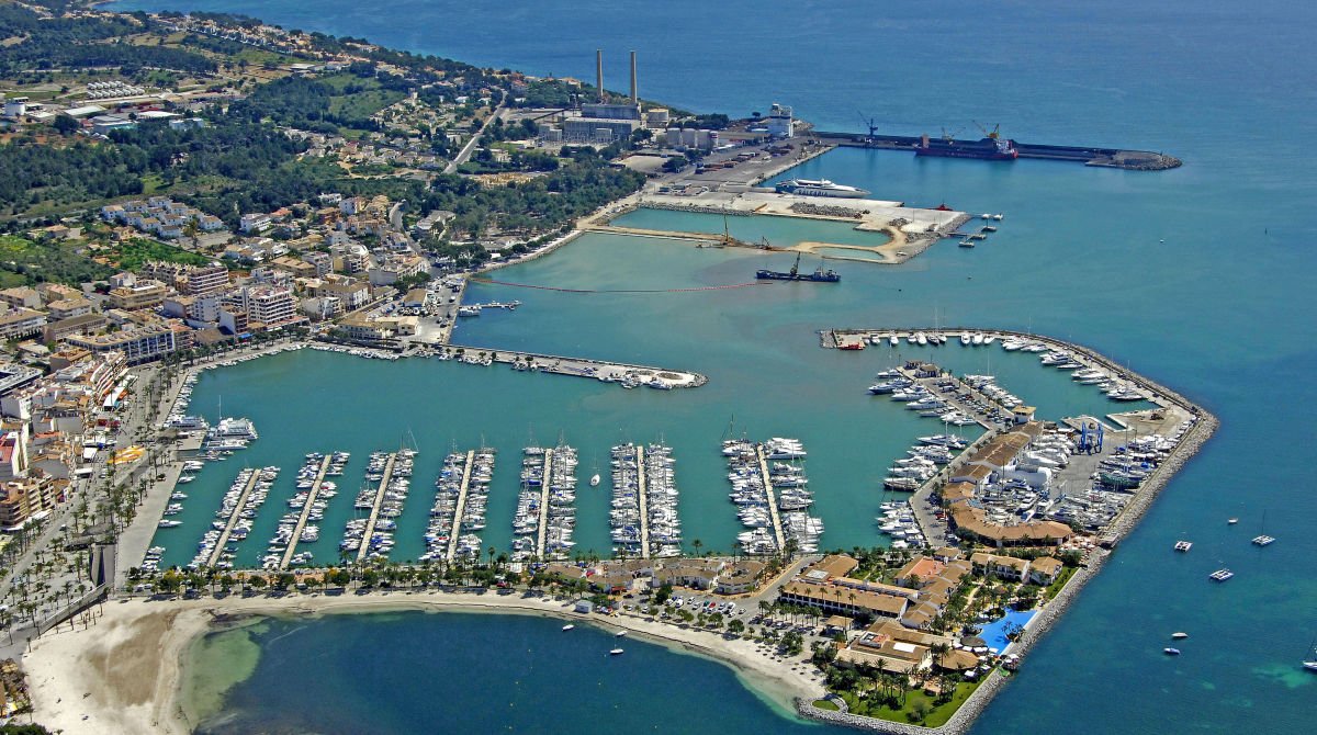 salidas de pesca en Barco Alcudia Mallorca - Chartes de pesca Puerto de Alcudia - Salidas de pesca deportiva en barco puerto de alcudia mallorca