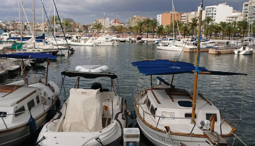 salidas de pesca en barco el Arenal - charter de pesca - salidas de pesca deportiva en barco el Arenal Mallorca capitan charter