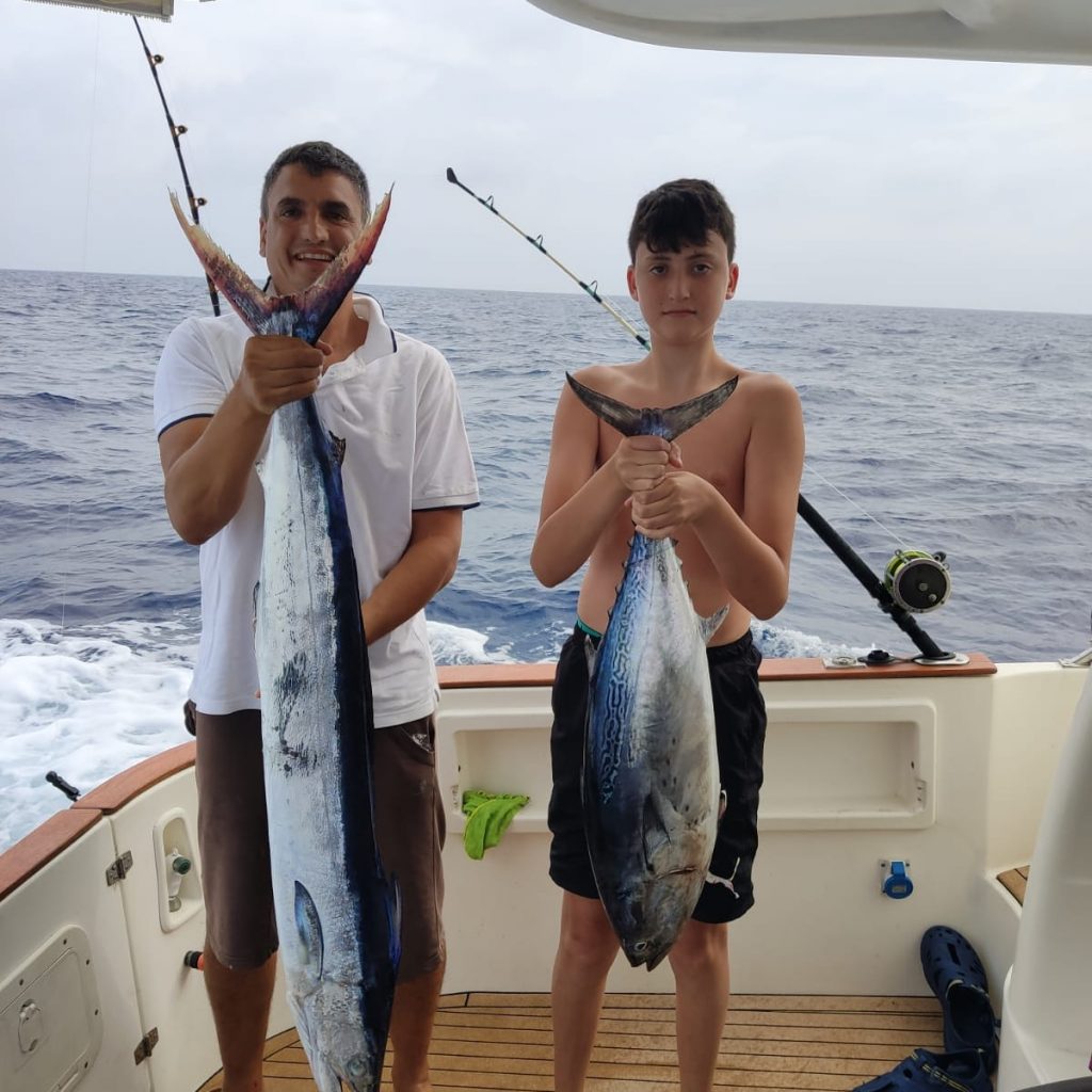 Charter Excursiones y Salaidas de pesca en Barco en Valencia - Capturas de pesca desde embarcacion