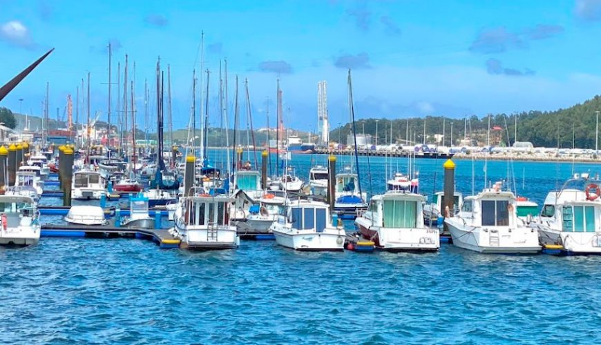 charter excursiones y salidas de pesca en barco Aviles Excursiones de pesca en Aviles Asturias Pesca deportiva desde embarcacion desde el puerto de Aviles