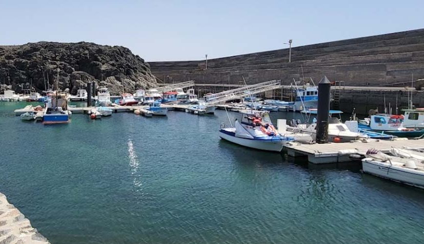 Charter Excursiones y Salidas de pesca en barco El Cotillo - Excursiones de pesca deportiva desde embarcacion en los purtos de El Cotillo Fuerteventura
