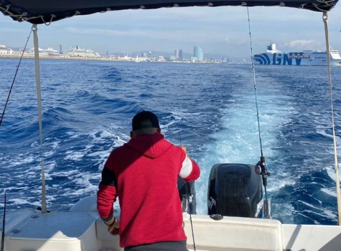 Pesca al currican en Barcelona con los charter de pesca