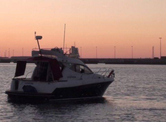 barco atardecer