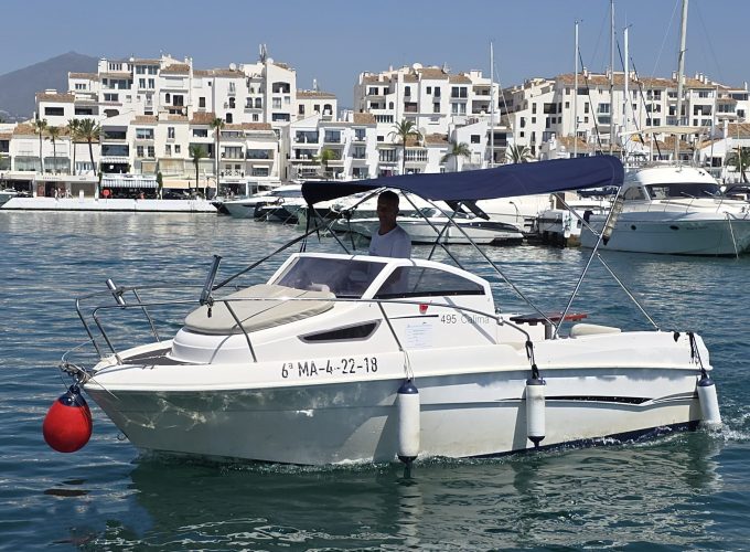 Salida de pesca privada puerto Banús (1)