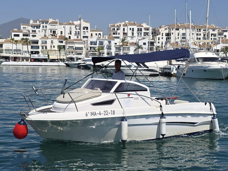 Salida de pesca privada puerto Banús (1)