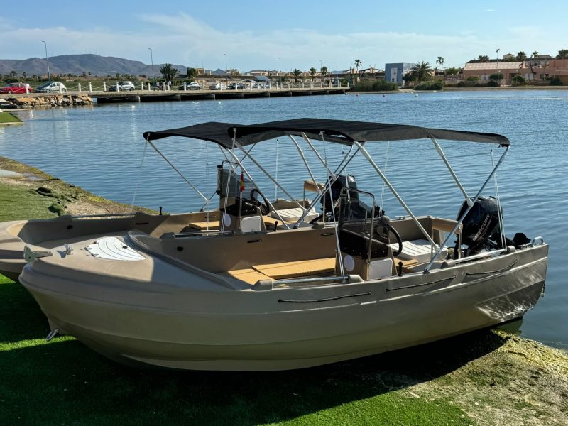 Alquiler de barco para pesca deportiva Mar Menor